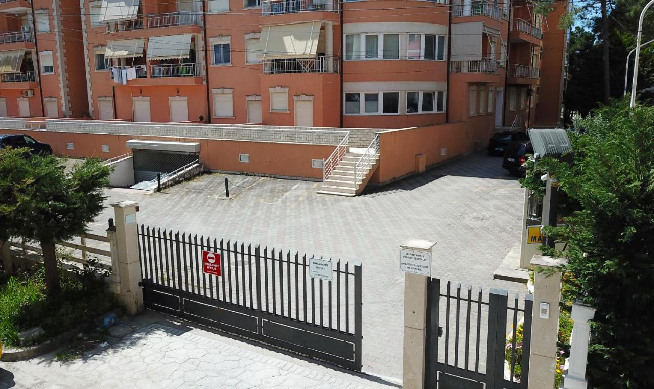 Apartment Golem  Exterior foto